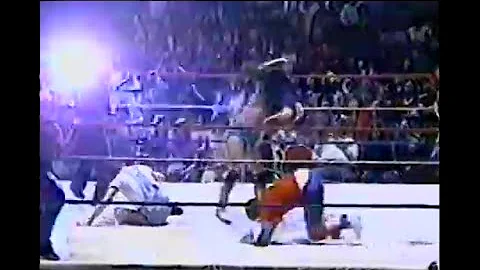 Cornette, Adrian Street, & Linda vs  Bill Dundee &...