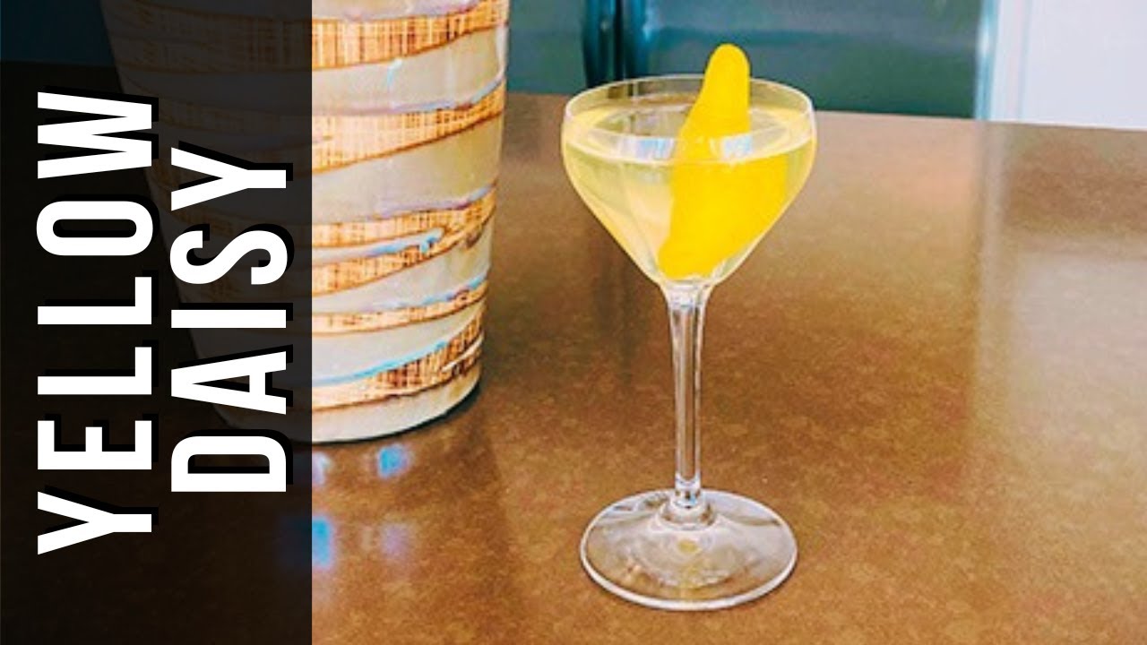 🍸 the Yellow Daisy Cocktail 🌼 | a cocktail of the Wild West!