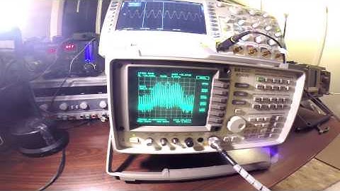 HP 8563e Spectrum Analyzer FM Modulation