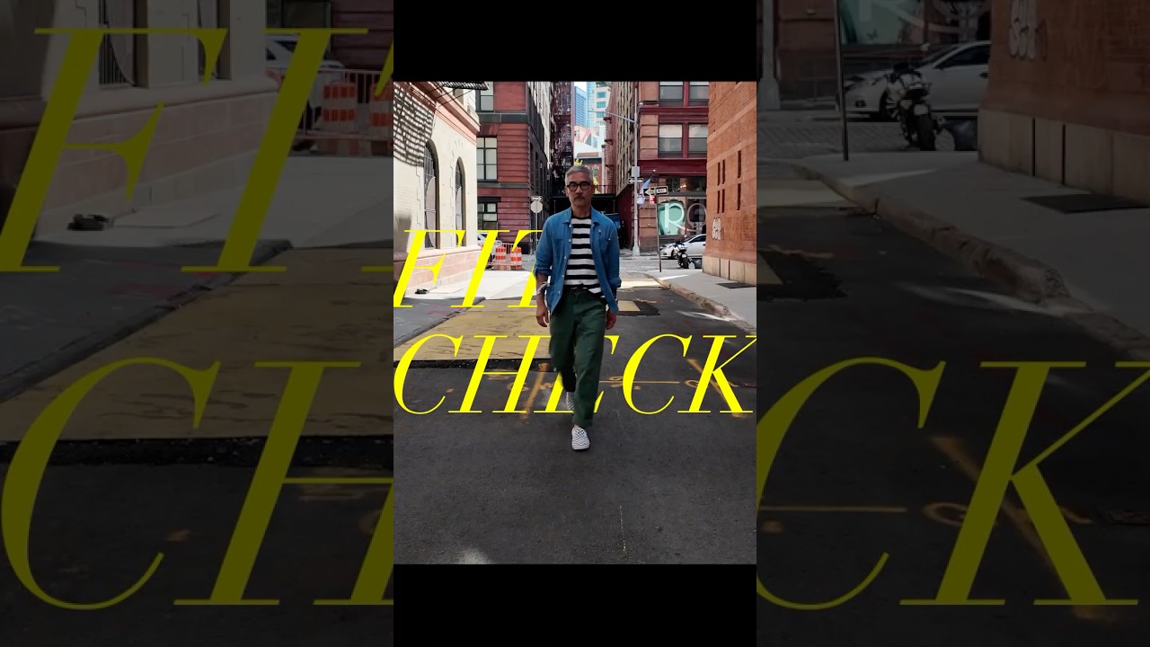 A fit framed by the Staple Street Skybridge in TriBeCa