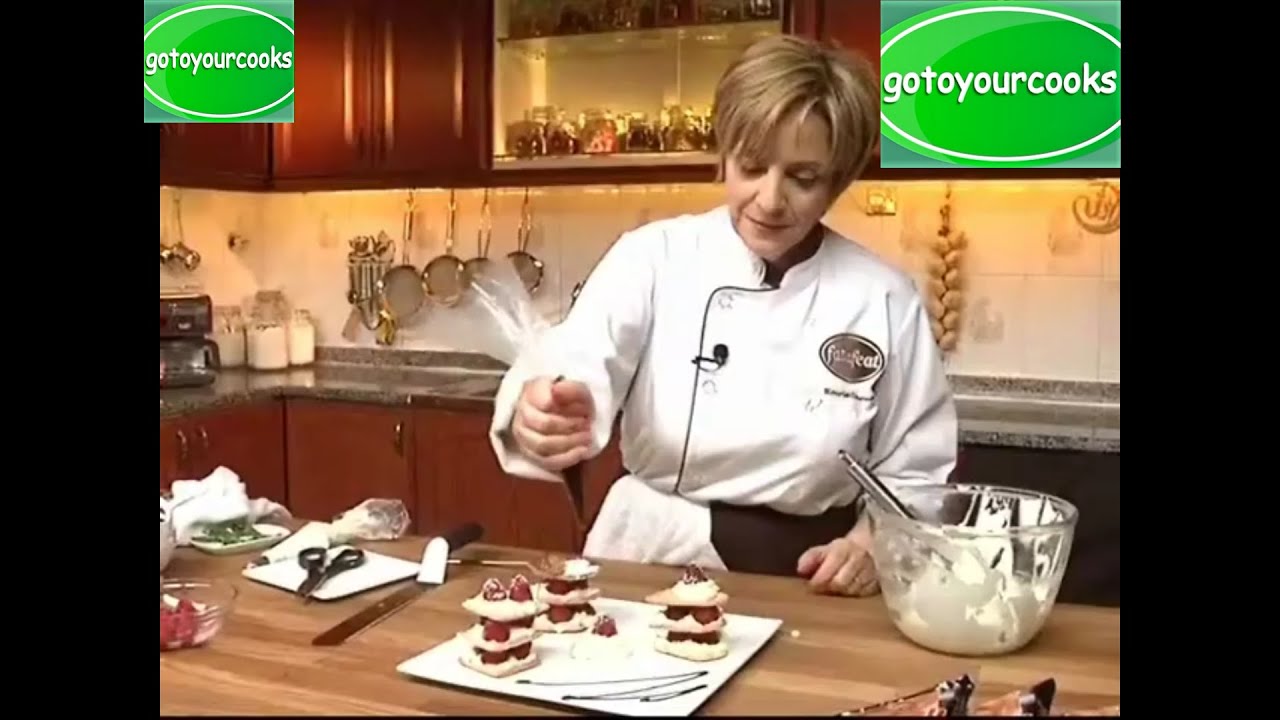 طريقة /عمل/ الميل/ فاي/ بالتوت/ البري/طبخ  / حورية /المطبخ /فتافيت  /