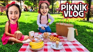 Esma İle Rolleri̇ Deği̇şti̇k ‼️ Pi̇kni̇k Yaptik