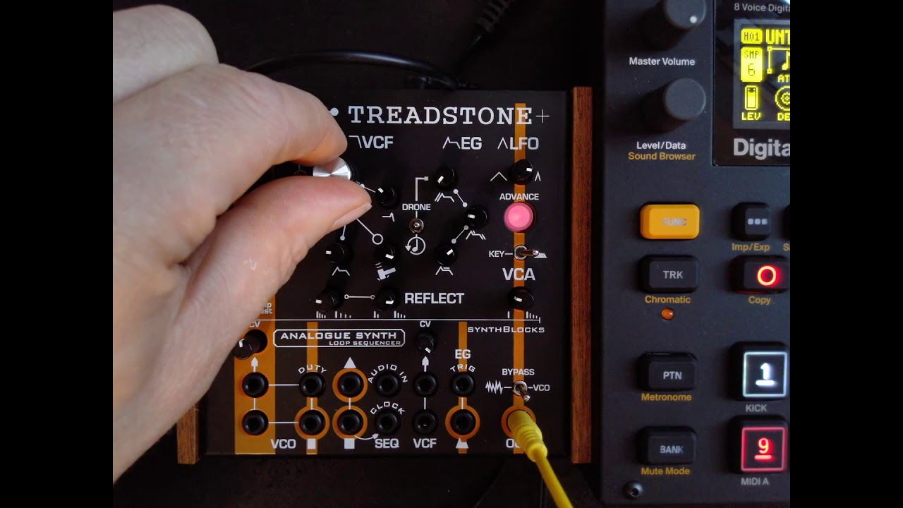 Analogue Solutions Treadstone mini synth / sequencer / fx - demo 1