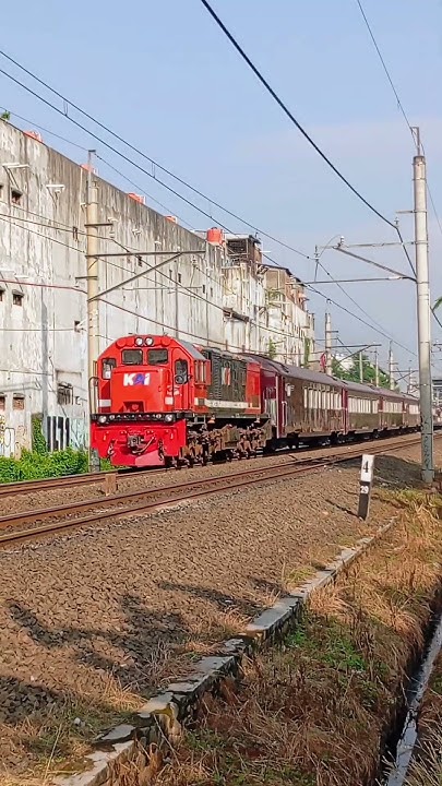 kereta api java priority #keretaapi #keretaapiindonesia #bekasi #train ...