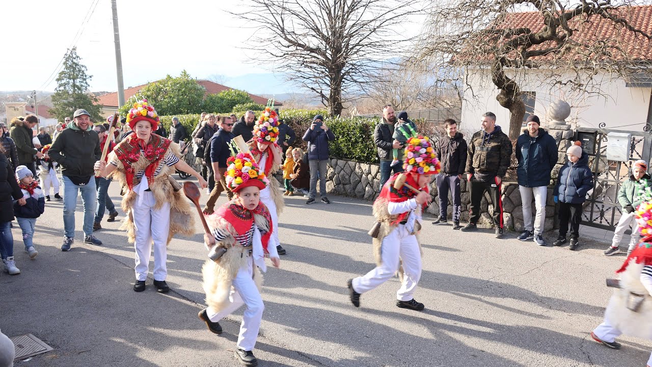 19.  Smotra mićeh zvončari pul Marčeji