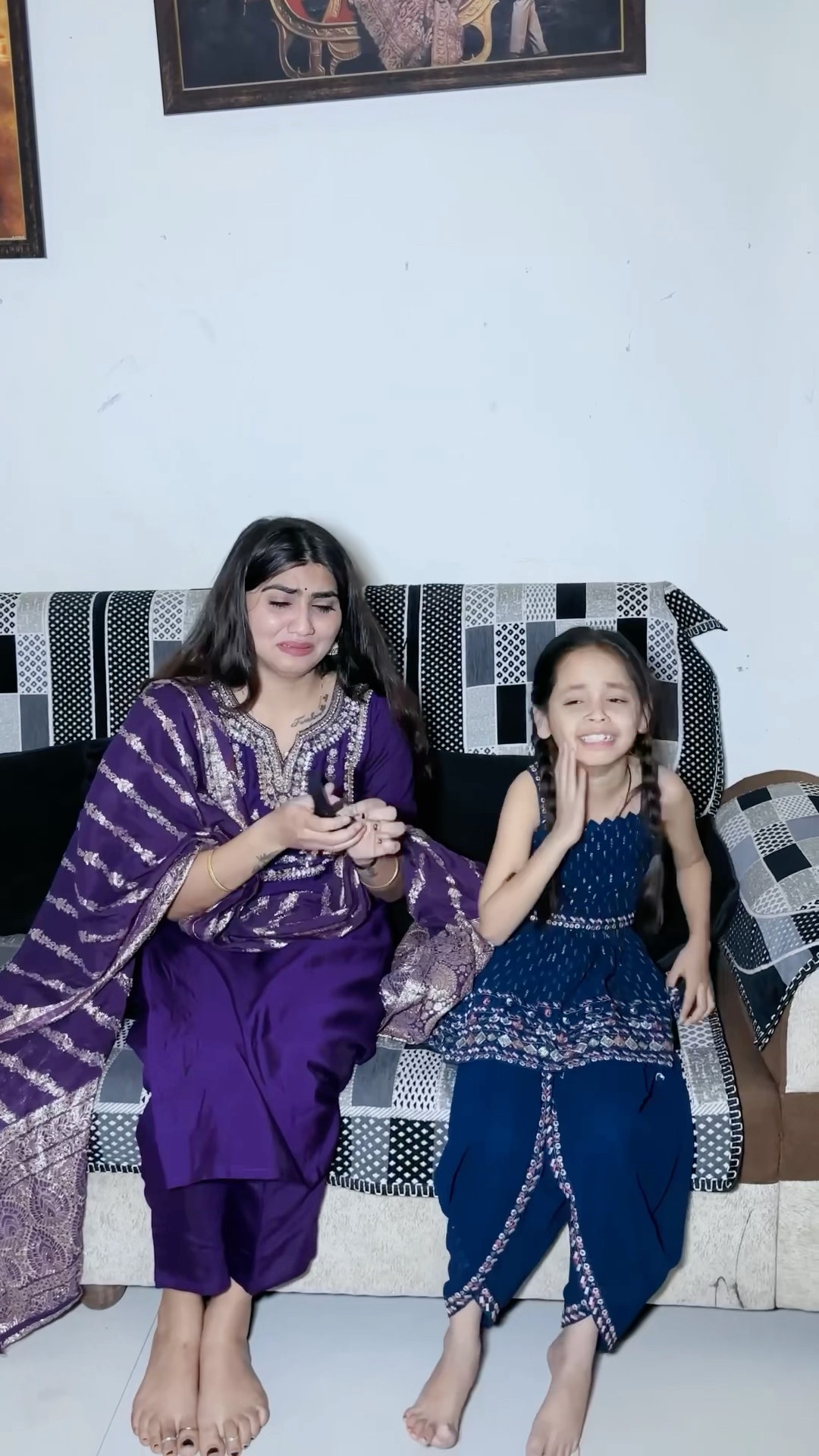 चिक्की और मैं आज तो पकड़ा गये??#kajalsoni #comedy #viralvideo #family @kajalsoni #youtubeshorts