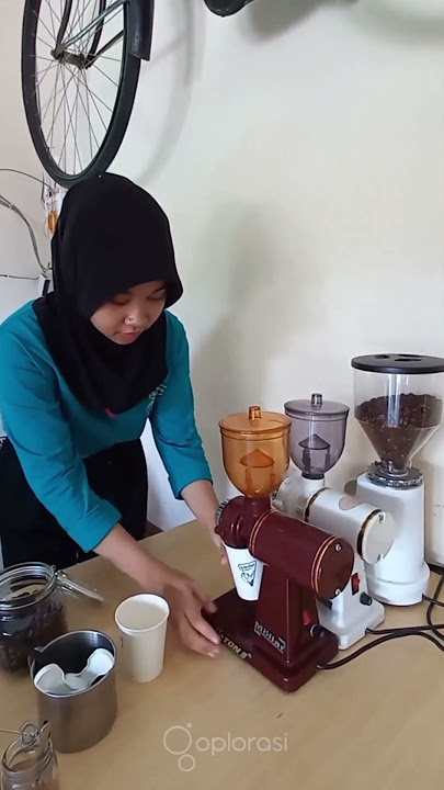 Download lagu Warkop Bu Prapti, kedai kopi konsep klasik ❗️❗️#shorts #goplorasi #goeksplorasi