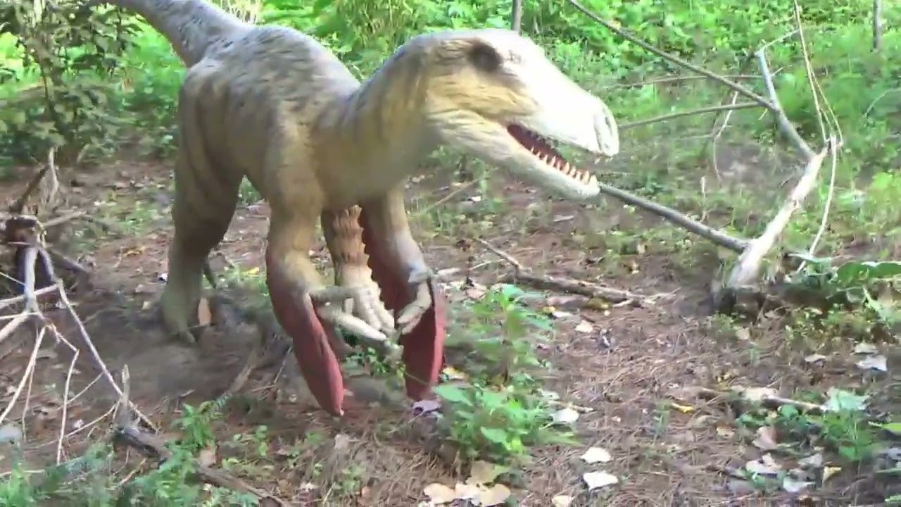 Dinosauria at the Detroit Zoo