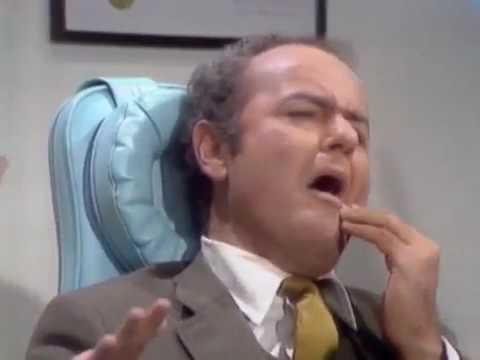 Tim Conway's "The Dentist" (FULL)