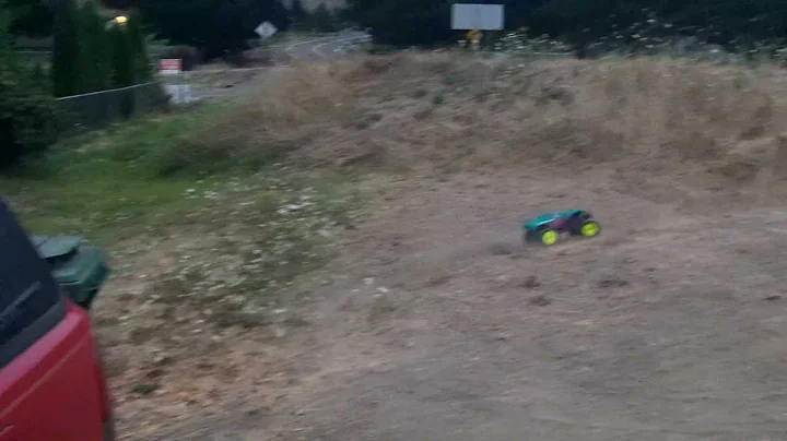 hpi savage 25 with .26 dynamite moter, 3speed tranny upgrade