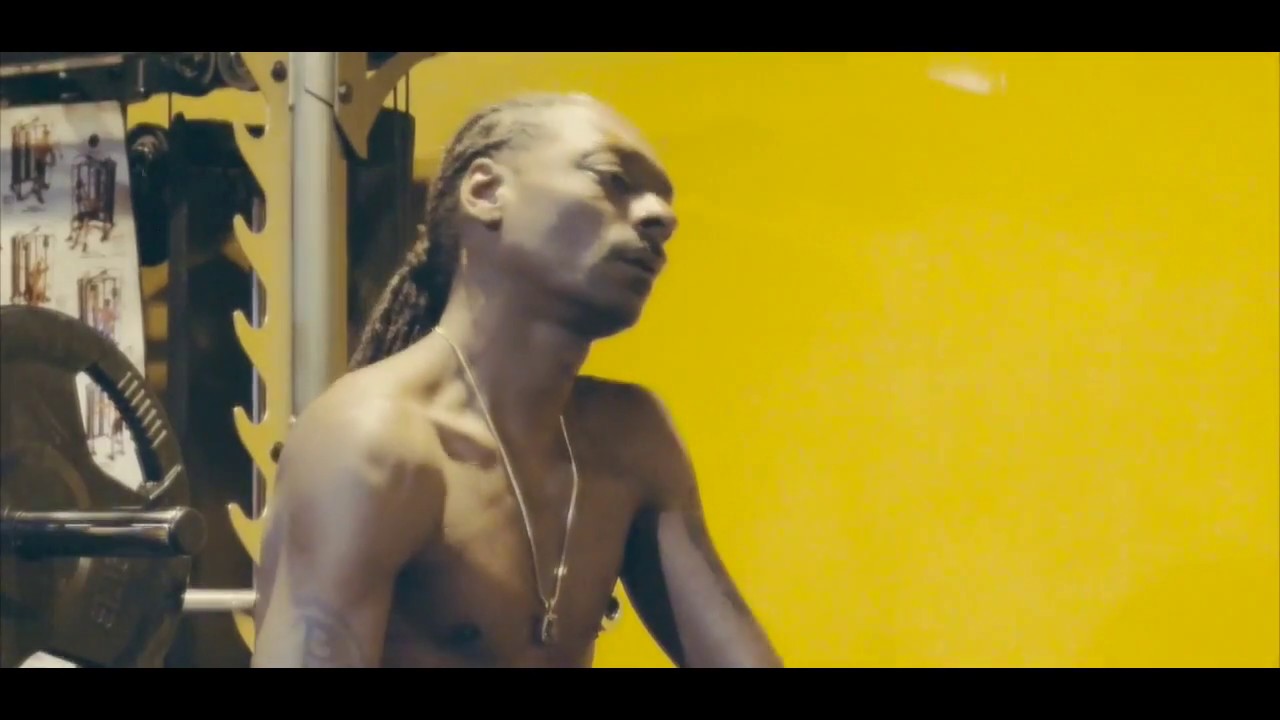 Snoop Dogg- Motivation ft. Hypnotic Brass Ensemble (Official Music Video)