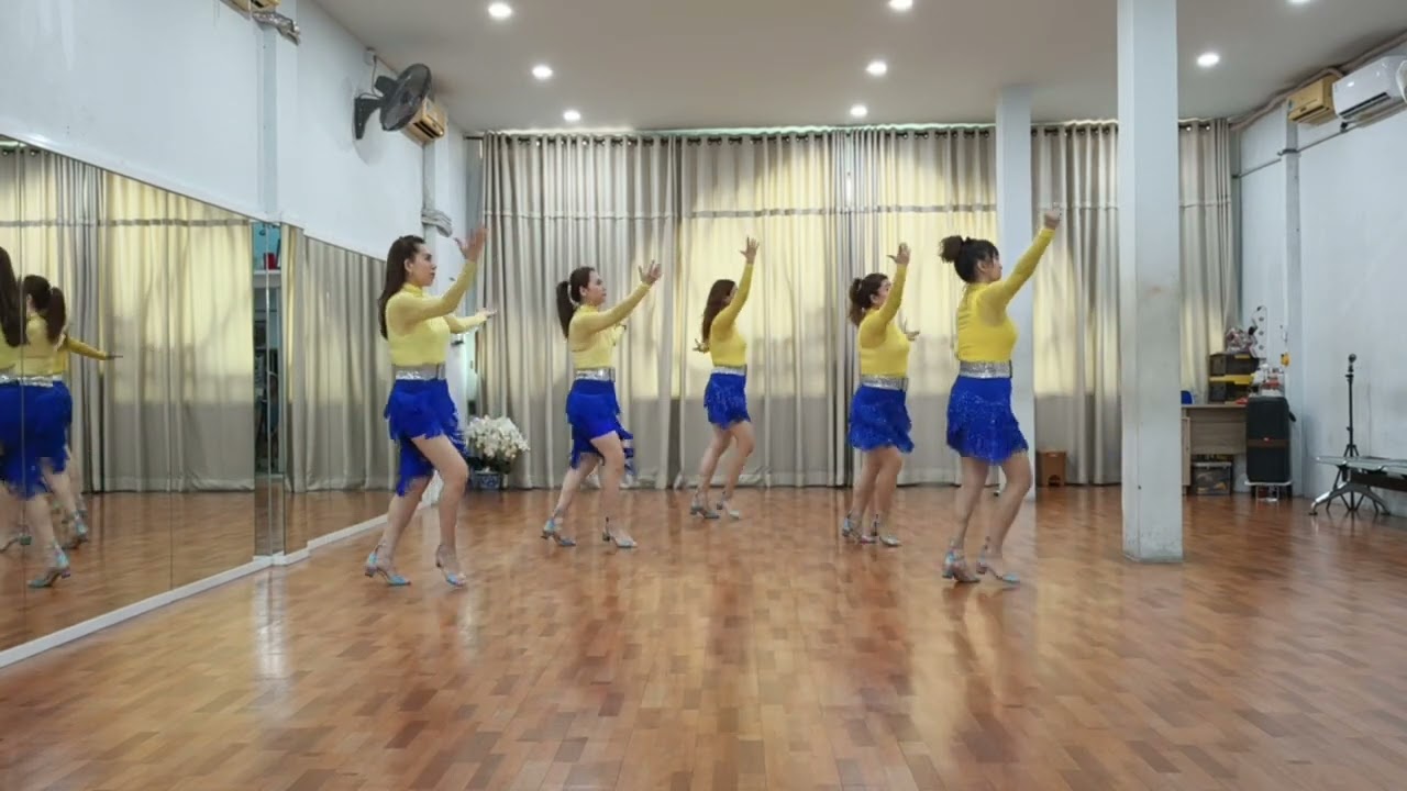 LIVE IT UP line dance , choreo by Ernie Yin