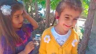 Defne Kuzeni Derin Ile Köyde Yeni Oyunlar Kesfediyorlar