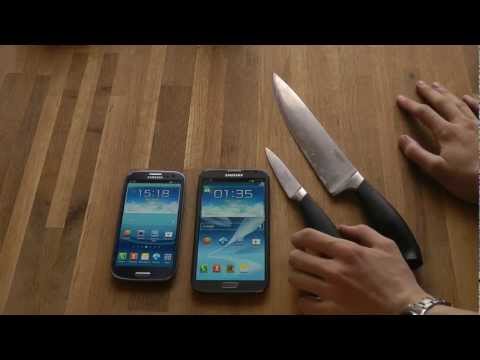 Samsung Galaxy S3 vs. Samsung Galaxy Note 2 - Knife Screen Scratch Test