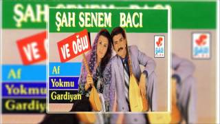 Şah Senem Bacı Ve Oğlu & Yavuz Bingöl - Amma Boşa Af Yokmu Gardiyan © Şah Plak
