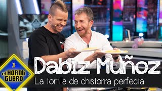 Dabiz Muñoz enseña a Pablo Motos a preparar la tortilla de chistorra perfecta - El Hormiguero