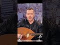 أنا الكاوي بكي مخفي والكي فالذات ما برى لي من بعد لا انكويت وبريت جراحي طالوا