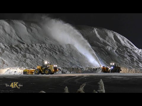 The great annual 2 hour snowplow video of Montreal's $200M snow industry