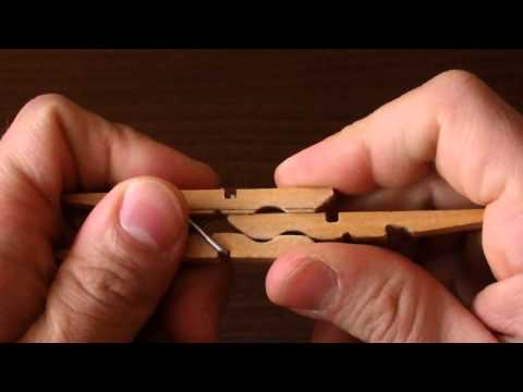 Wideo: Jak Zrobić Zabawkowy Pistolet Z Drewna?