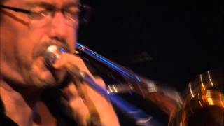 Santana - Dame Tu Amor - Live at Montreux 2011 - HD