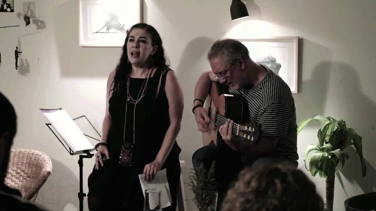 Marta de la Aldea y Antonio Toledo - Gallo Rojo, Gallo Negro