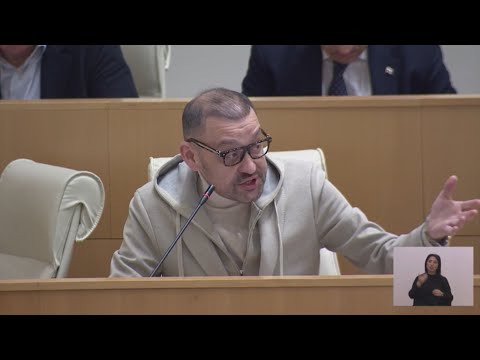 დაპირისპირება პარლამენტში - კანონი ქალი დეპუტატების წინააღმდეგ დამტკიცებულია