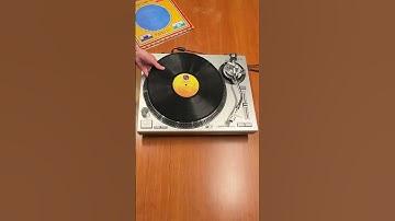 Thumbnail of Nothing like the sound of Talking Heads on vinyl!  #music #talkingheads #vinyl
