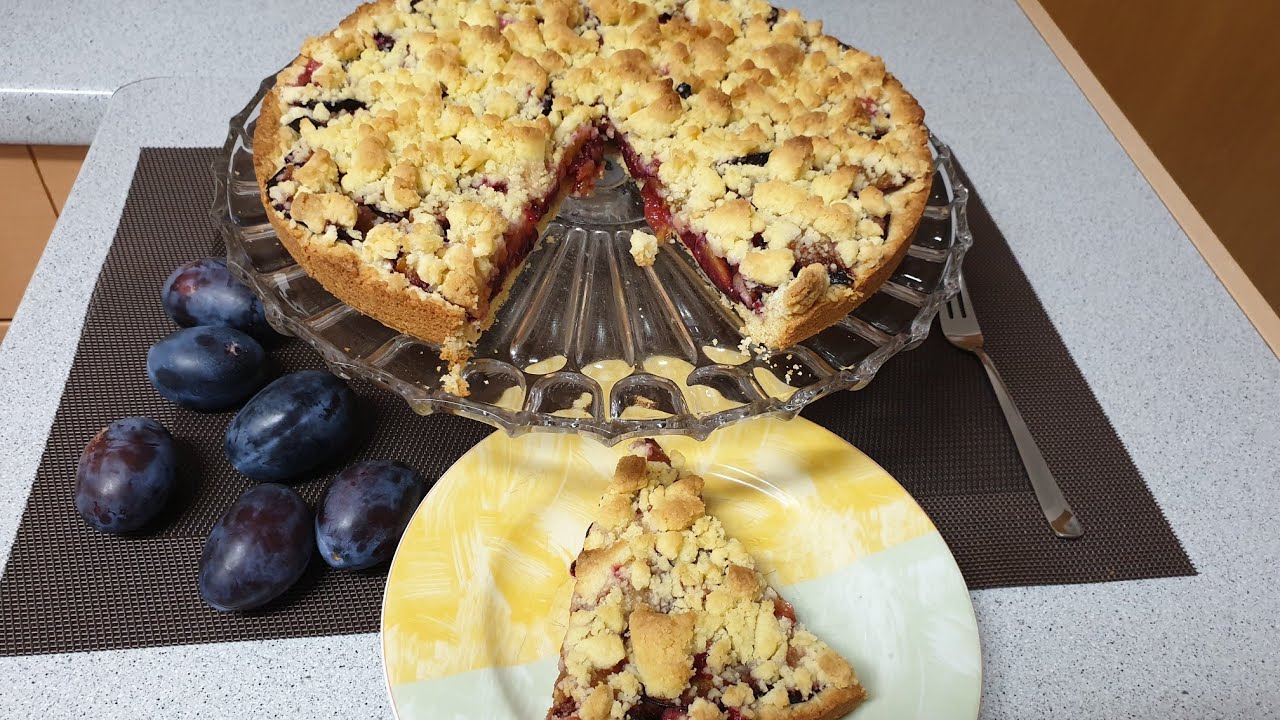 Bolo de Ameixas Frescas com Streusel / Fácil e delicioso