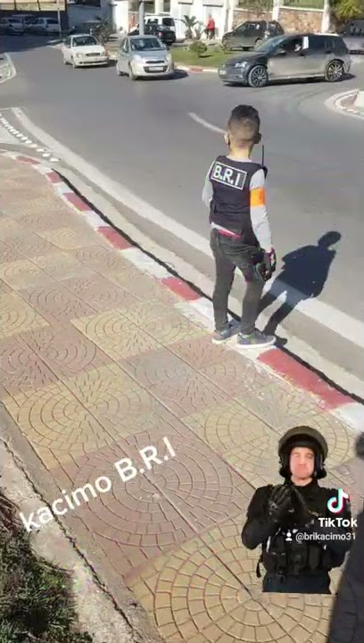 اصغر شرطي في الجزائر