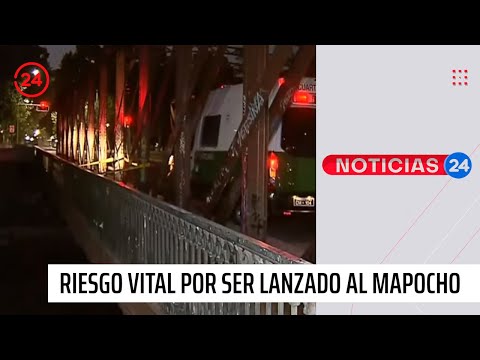Hombre es lanzado al río Mapocho desde el puente Purísima y queda con riesgo vital