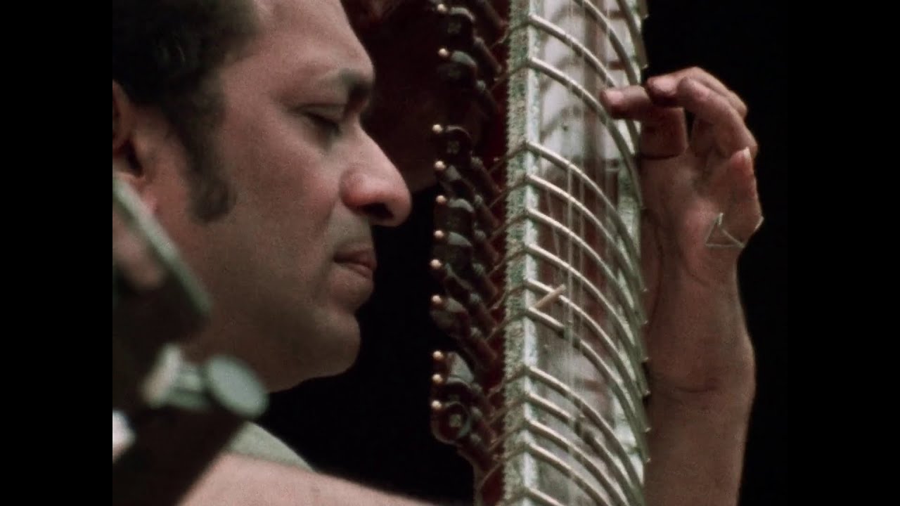 モントレー・ポップのラヴィ・シャンカール（HD）（1967年） : r/Sitar