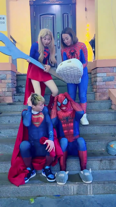 Male Superman Spider-Man is really funny#Superman #spiderman #supergirl