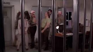 Bond and Kara jailbreak scene