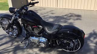 Custom Harley Davidson FXSB Breakout
