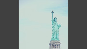 Charming Backdrops for First Dates