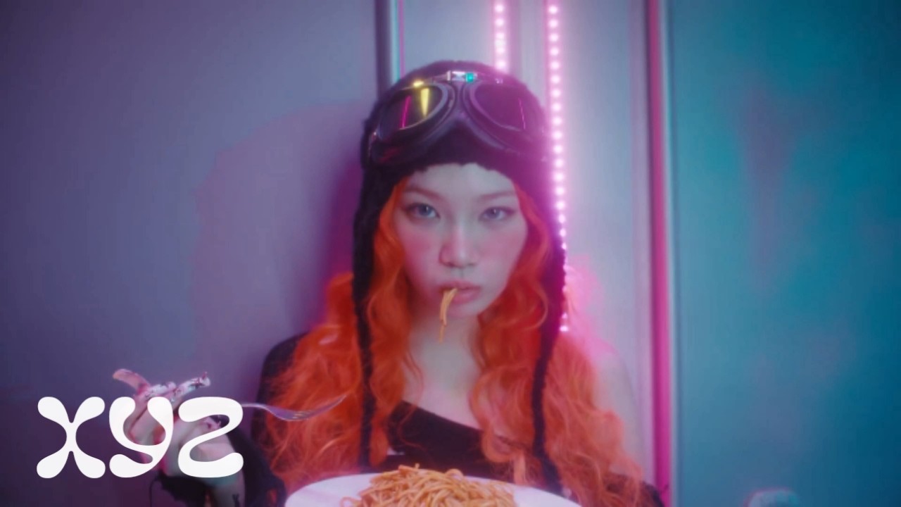 LE SSERAFIM (르세라핌) 'SPAGHETTI (feat. j-hope of BTS)' OFFICIAL