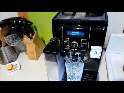Delonghi ecam25.462.b (приготовление капучино)