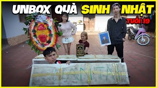 Download Lagu Mướp | Lần Đầu Unbox Quà Sinh Nhật Siêu Bựa Ở Tuổi 19 !!! MP3