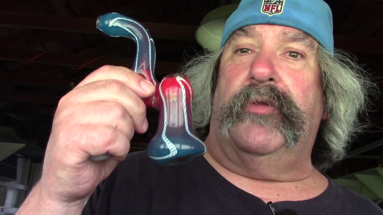 ASMR Trying Out My New Bong