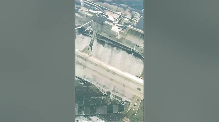 Dirty Radiator? Clean It Like a Pro in 60 Seconds! #automobile #mechanic #shorts