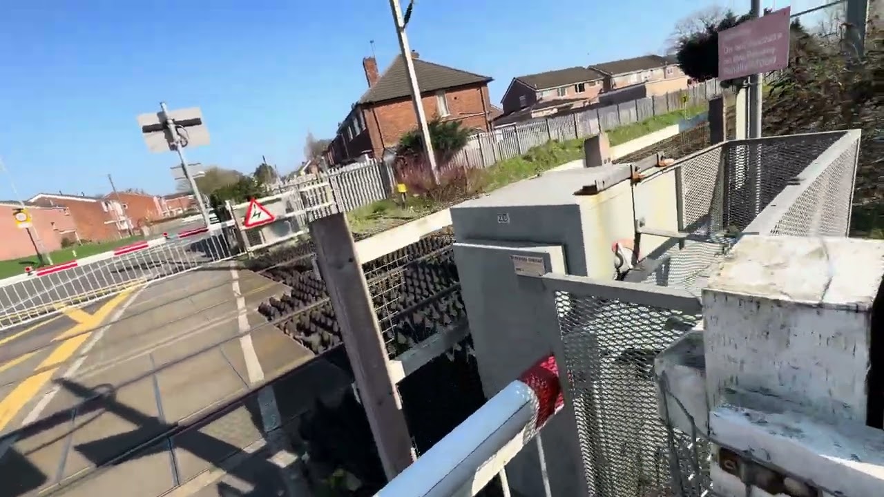 Noose Lane level crossing 04/03/2026 closure 1￼