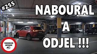 Bouchlo Mu Kolo Na Dálnici, Naboural V Obchoďáku, Absolutně Neschopný Řidič - Dashcam Kompilace