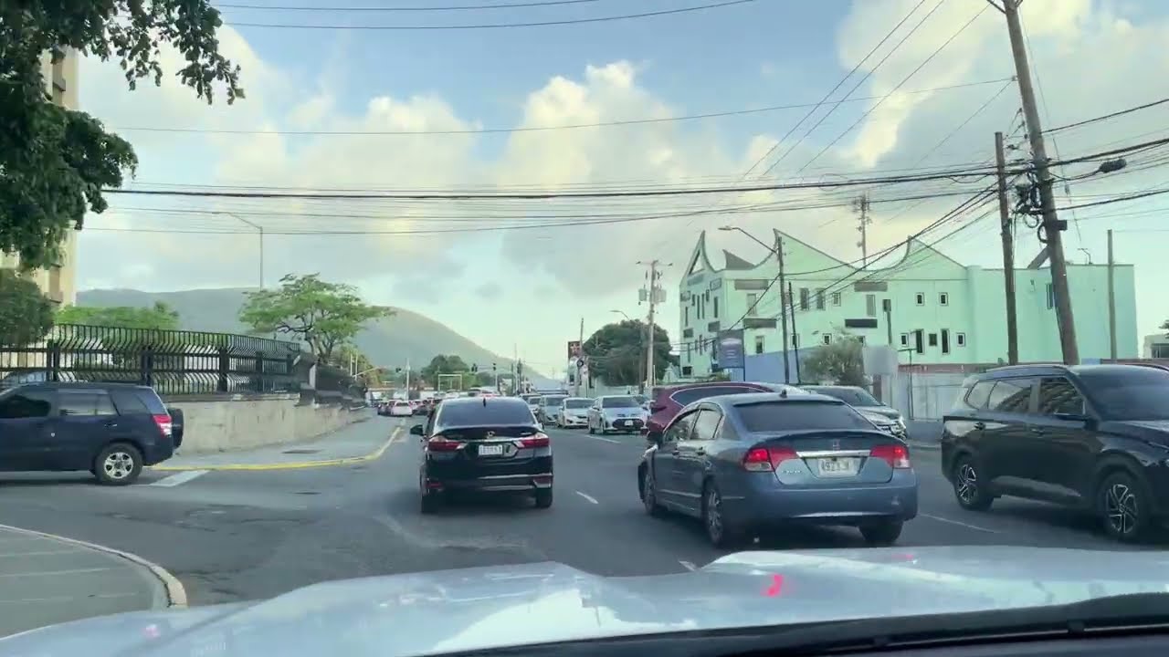 Driving in Kingston, Jamaica – City Streets & Everyday Traffic 🇯🇲