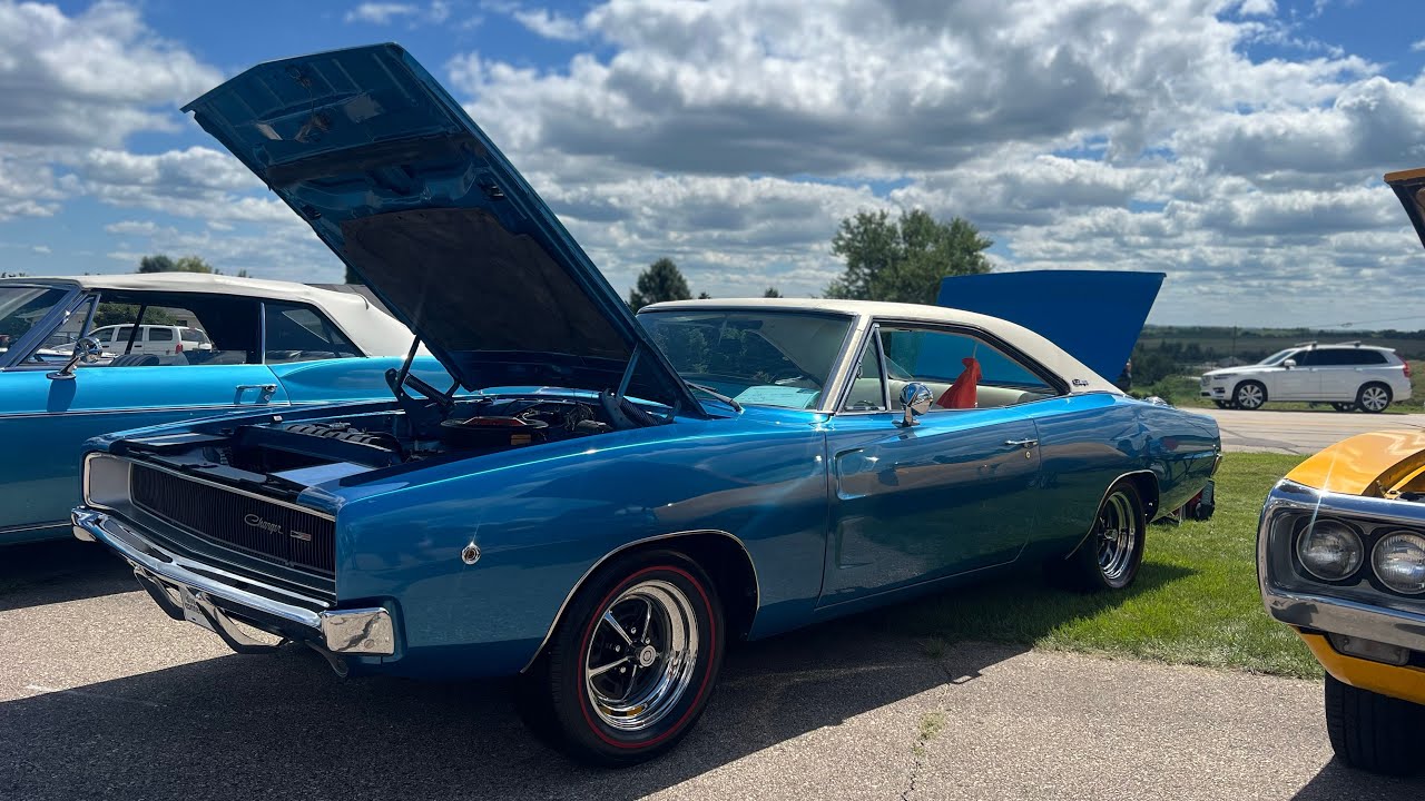 1968 Dodge Charger (Walk Around)