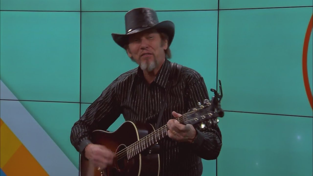 Lightnin' Charlie strikes on Daytime! - YouTube