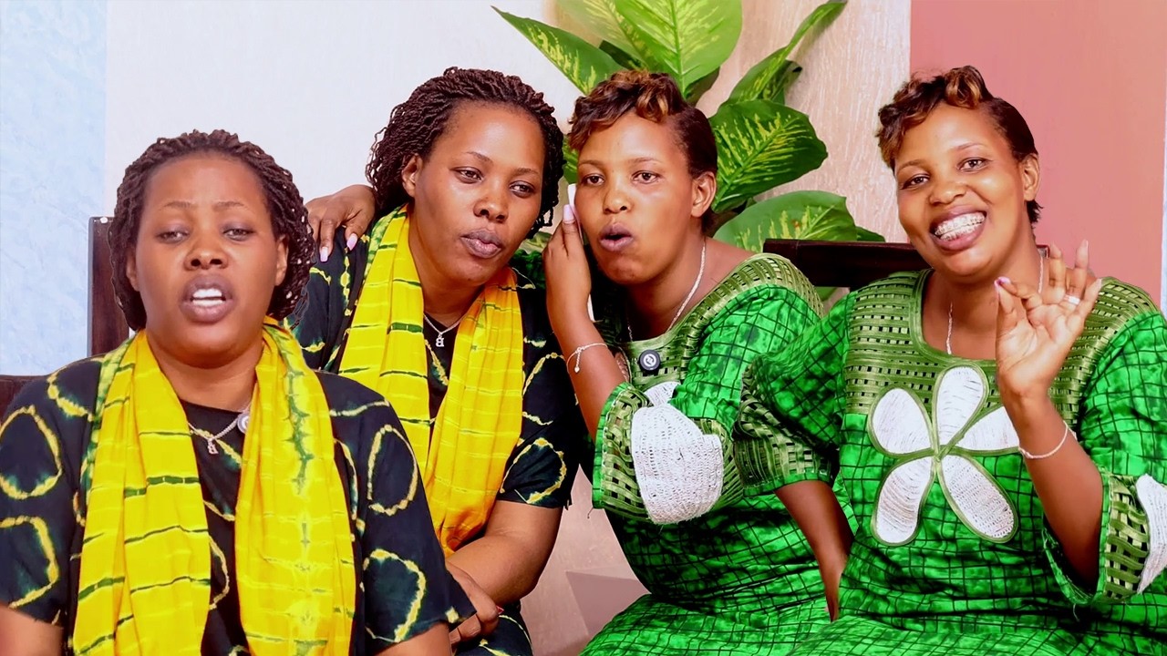 NDUTIRA NA NOELLA BARAKUBAJIJE NGO NA N'UBU NTURAHINDUKA??