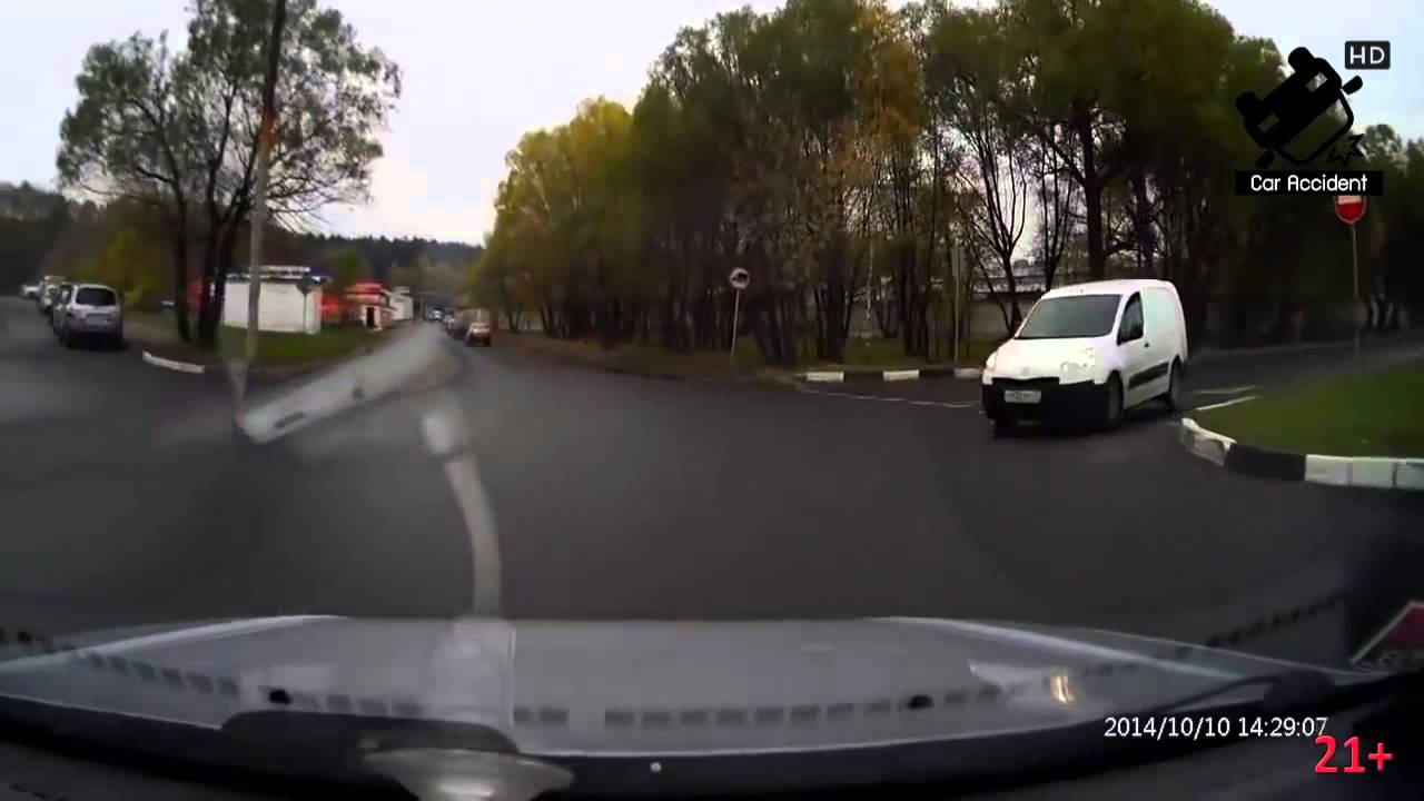 Car accident [ Trafikolycka  ] - Dash cam - Accident lawyer [ olycka advokat ] #24