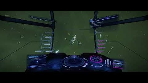 4 second annihilation: Thargoid Cyclops vs Type-10 Defender.