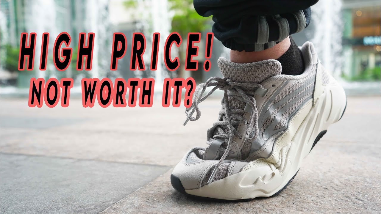 lektier damper Blive kold BIG PROBLEM ADIDAS YEEZY 700 V2 STATIC 2022 HIGH PRICE! NOT WORTH IT? -  YouTube