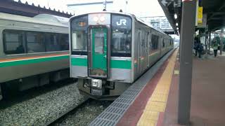 【珍しいJR東日本の標準軌の車両‼】山形線（奥羽本線）E701系発車‼/Yamagata Line (Ou Main Line) E701 series departs!!